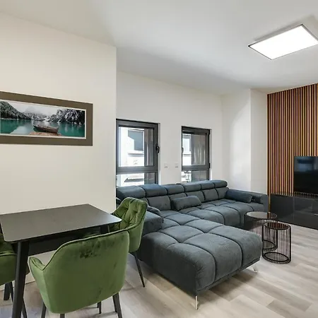 Mont Apartment *